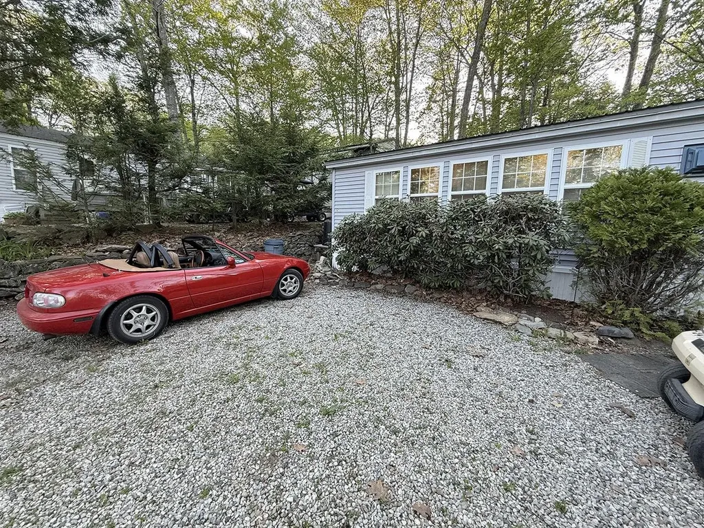 321 Yona Drive Rochester NH 03839
