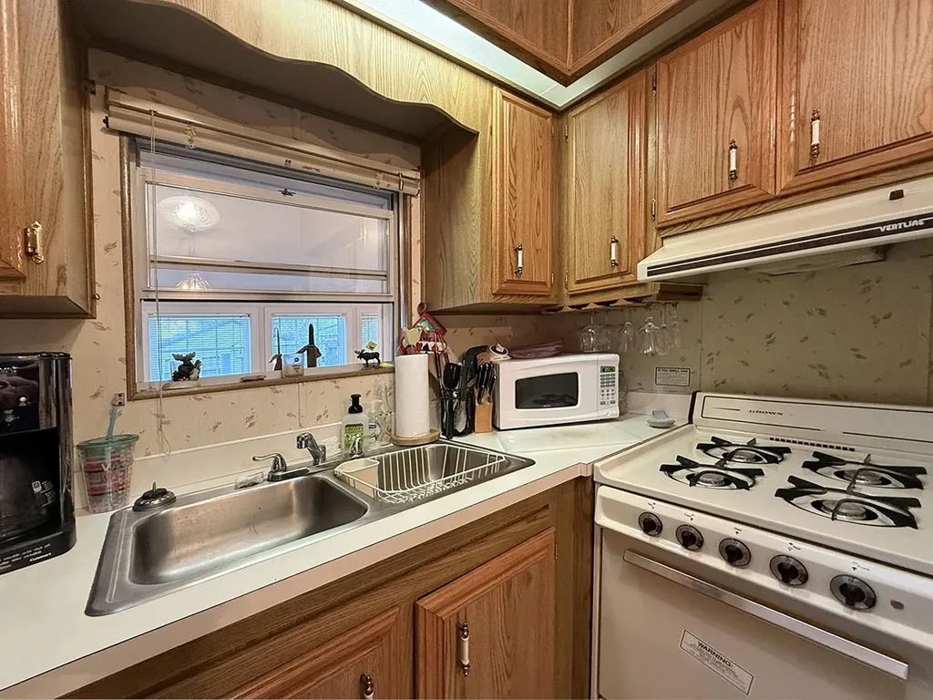 321 Yona Drive Rochester NH 03839