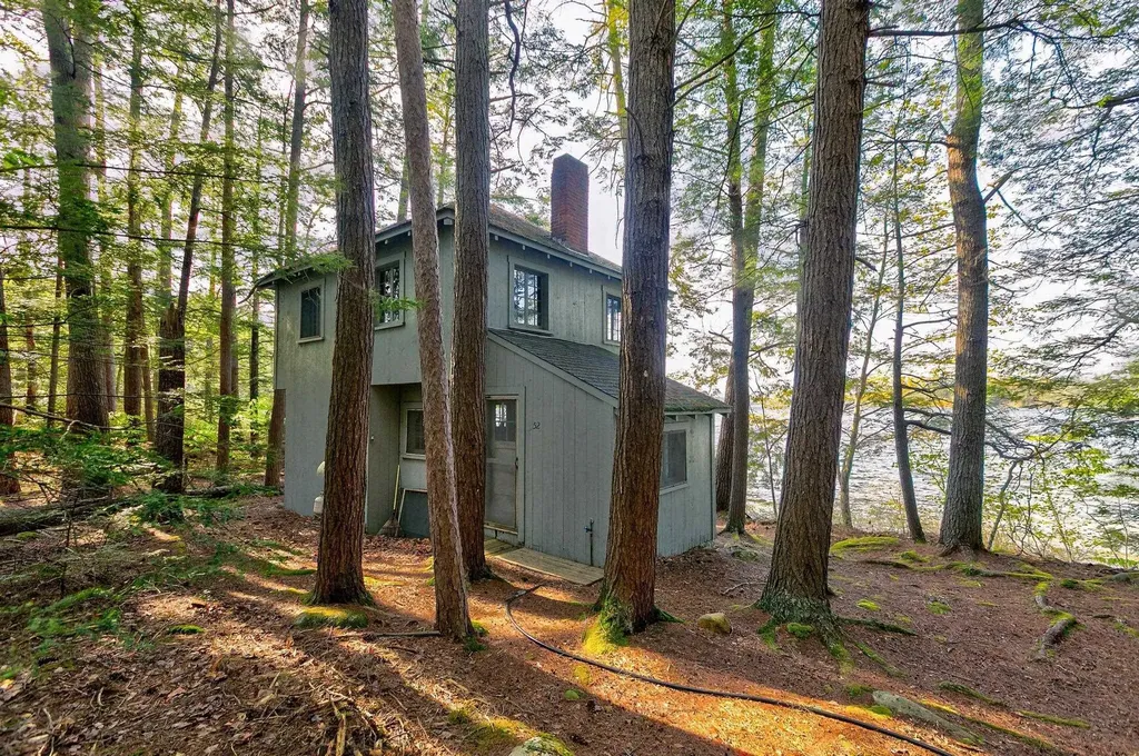 52 Little Road Meredith NH 03253