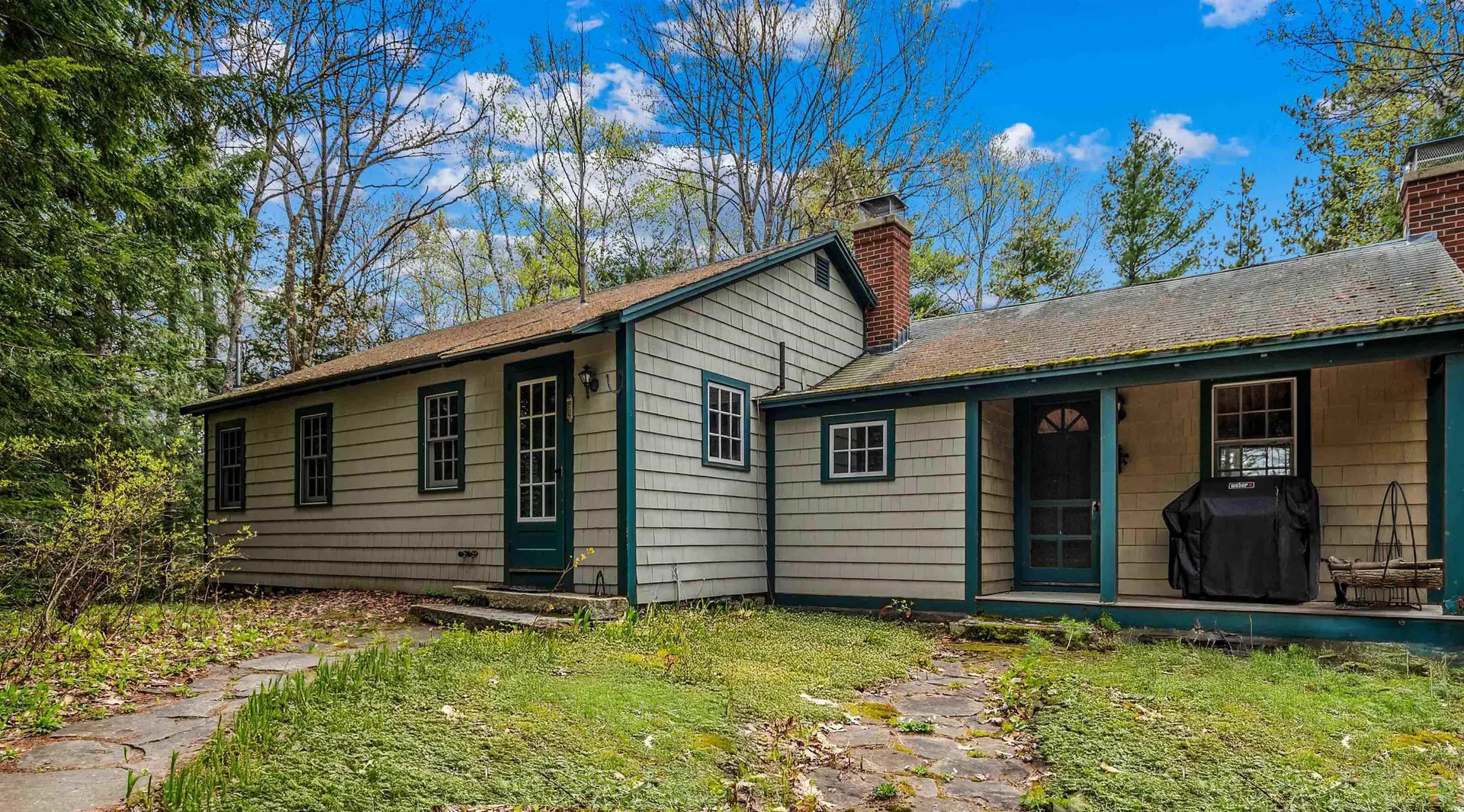 157 Pilothouse Road New London NH 03257