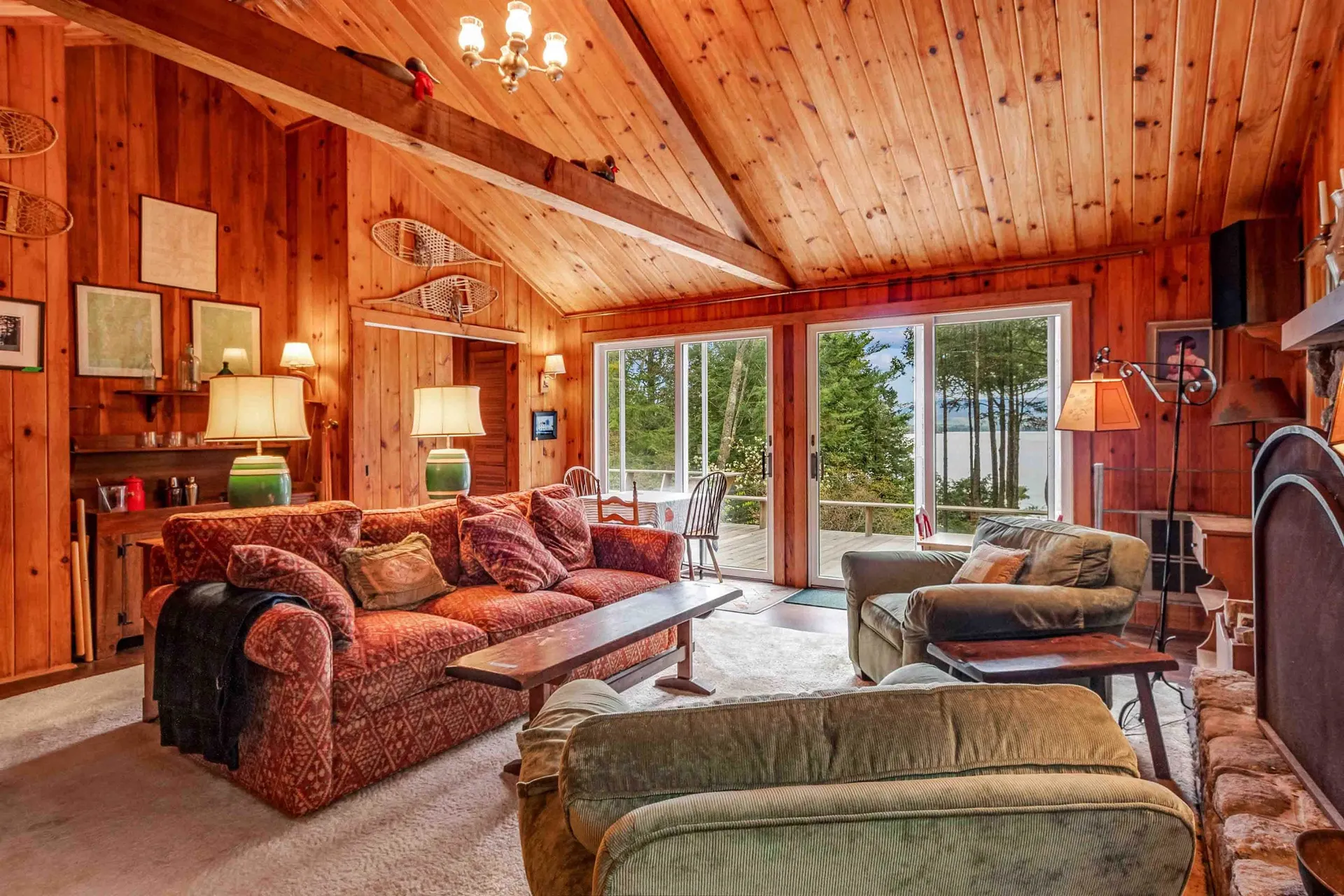 157 Pilothouse Road New London NH 03257