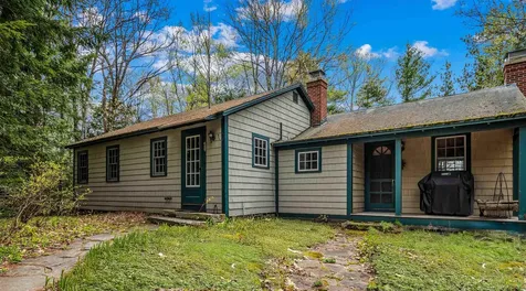 157 Pilothouse Road New London NH 03257