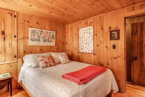 157 Pilothouse Road New London NH 03257