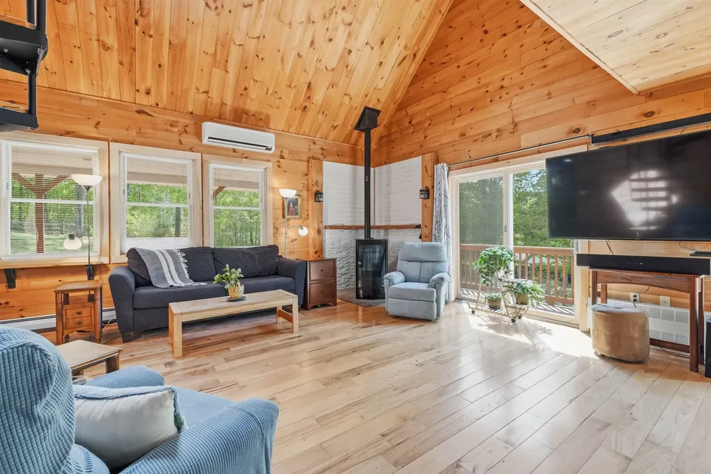 7 Smith Hill Road Ashland NH 03217