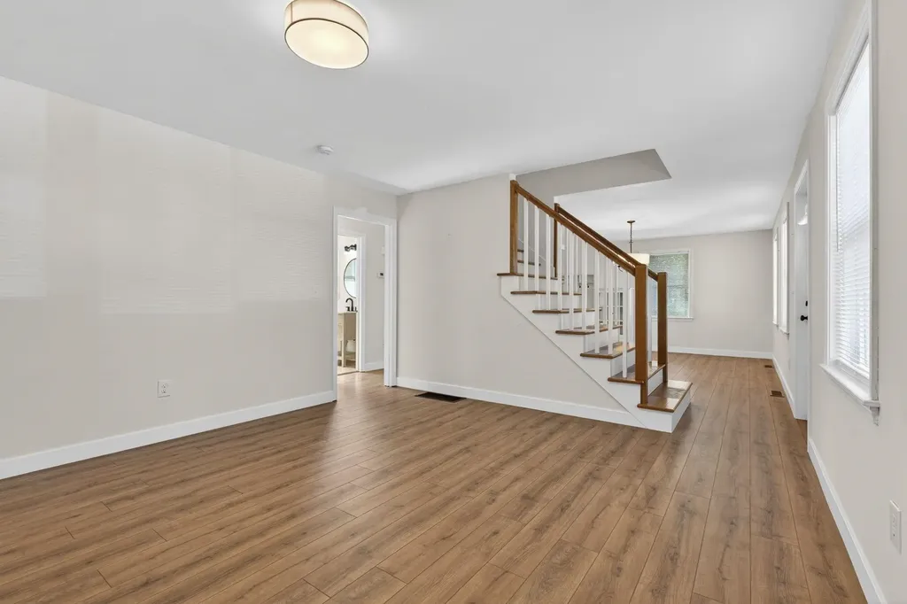 4 Morris Street Peterborough NH 03458