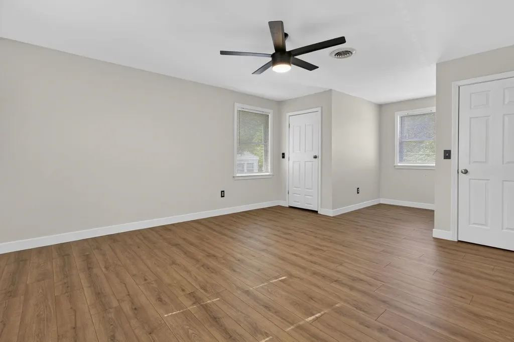 4 Morris Street Peterborough NH 03458