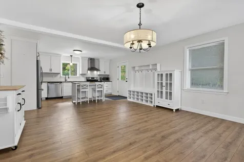 4 Morris Street Peterborough NH 03458
