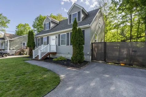 4 Morris Street Peterborough NH 03458