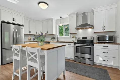 4 Morris Street Peterborough NH 03458