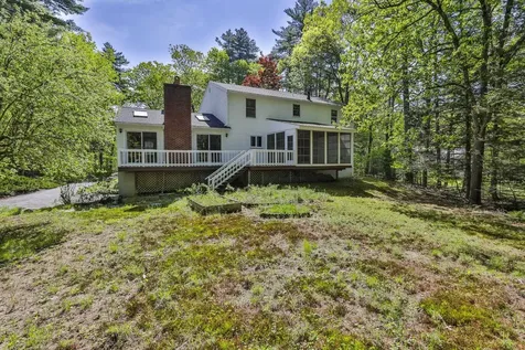 69 Stowell Road Bedford NH 03110