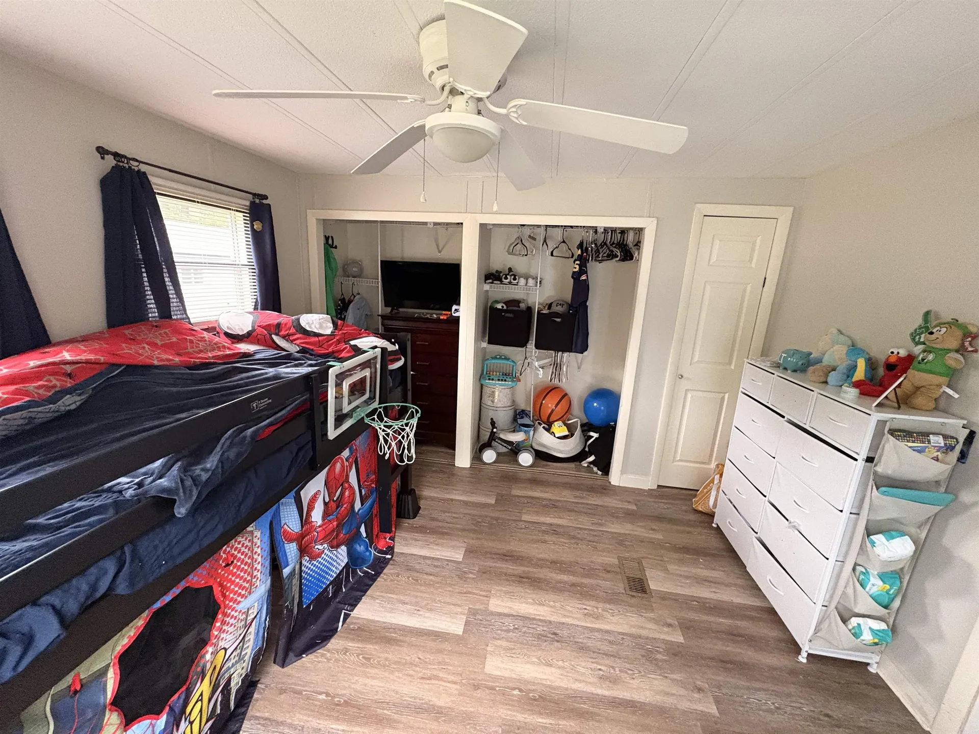 11 Gary Street Nashua NH 03062-3569