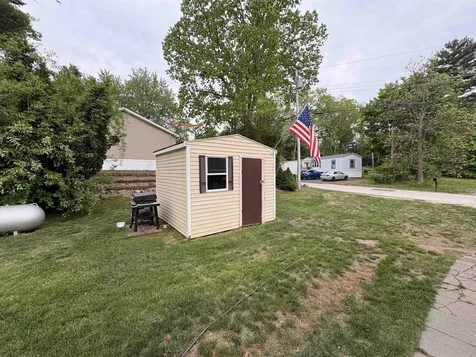 11 Gary Street Nashua NH 03062-3569