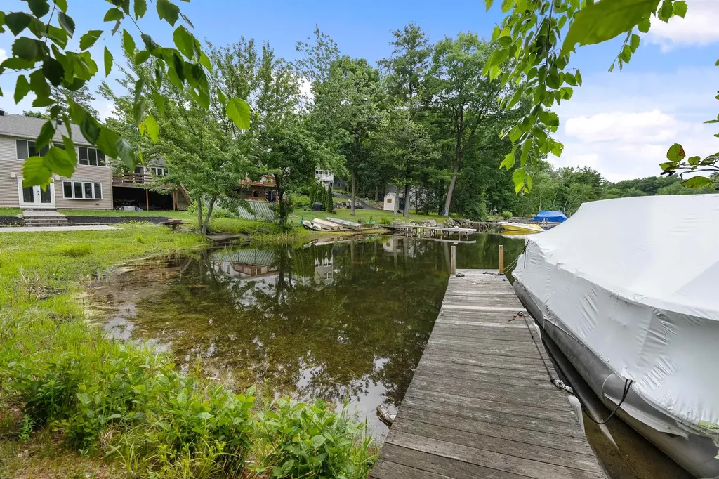 23 Cove Road Salem NH 03079