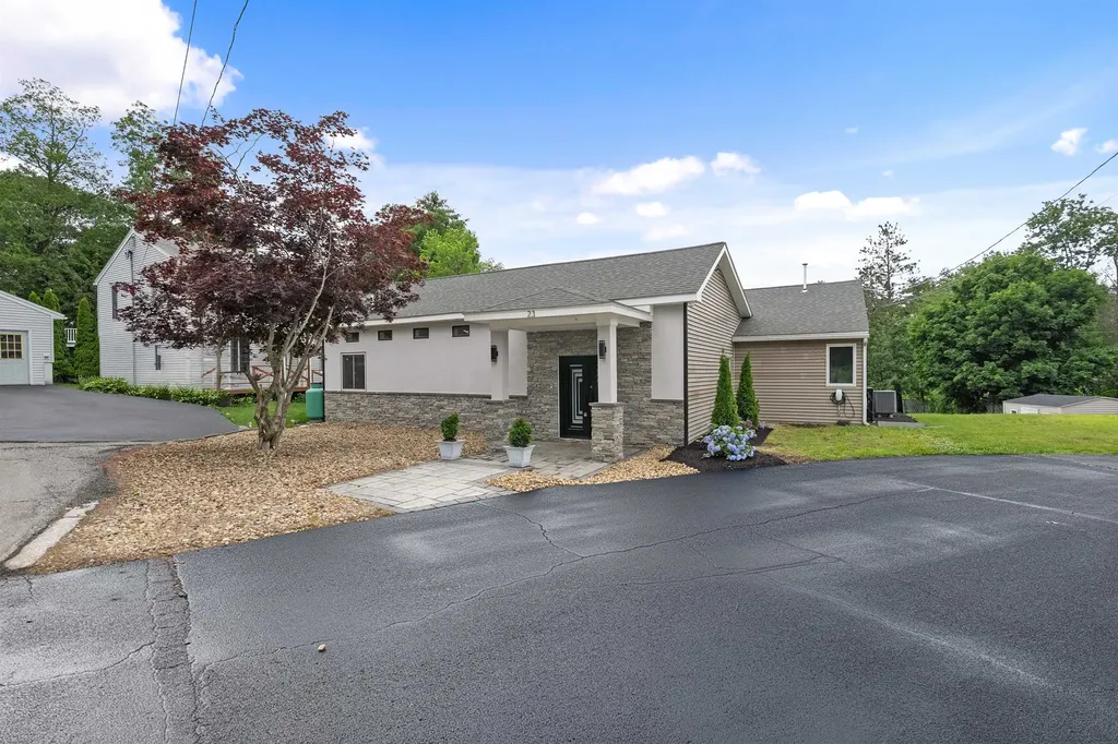 23 Cove Road Salem NH 03079