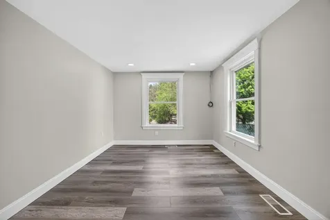 23 Cove Road Salem NH 03079