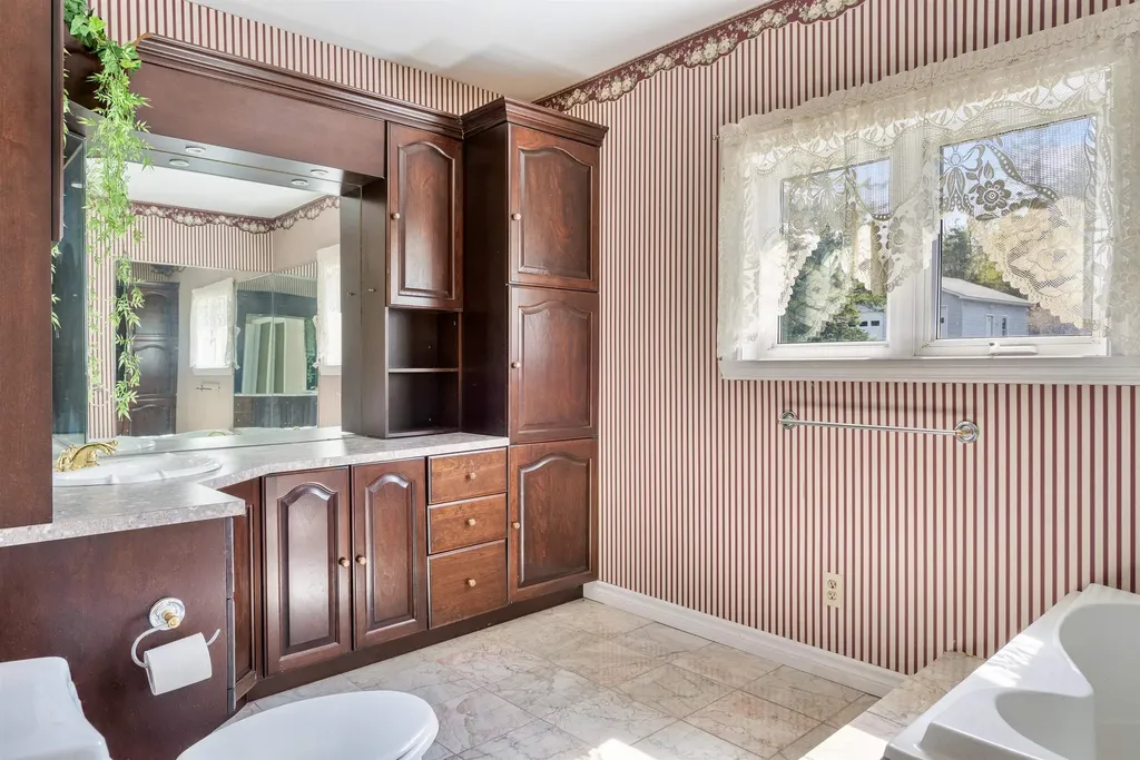 128 Fuller Drive Canaan VT 05903