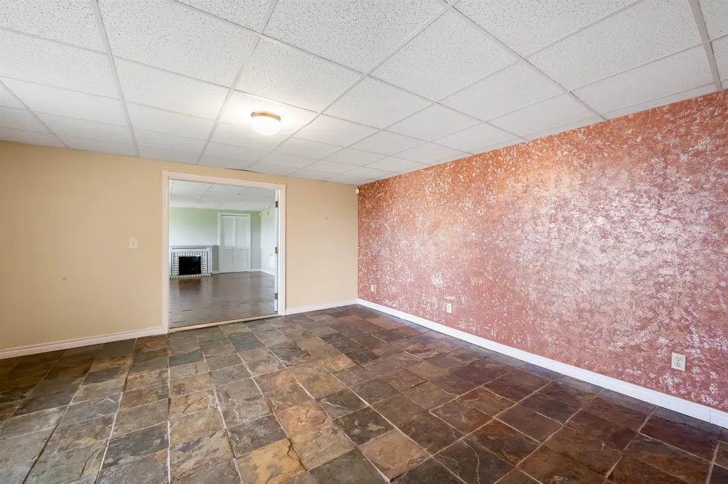 128 Fuller Drive Canaan VT 05903