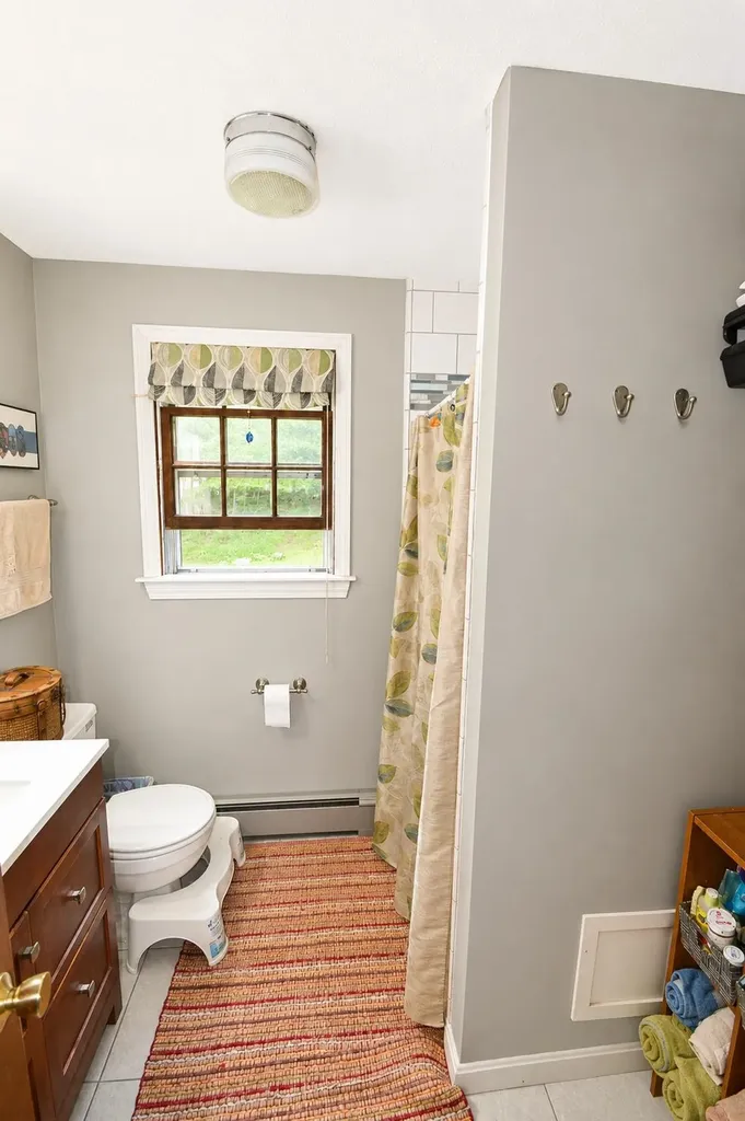 86 Mammoth Road Londonderry NH 03053