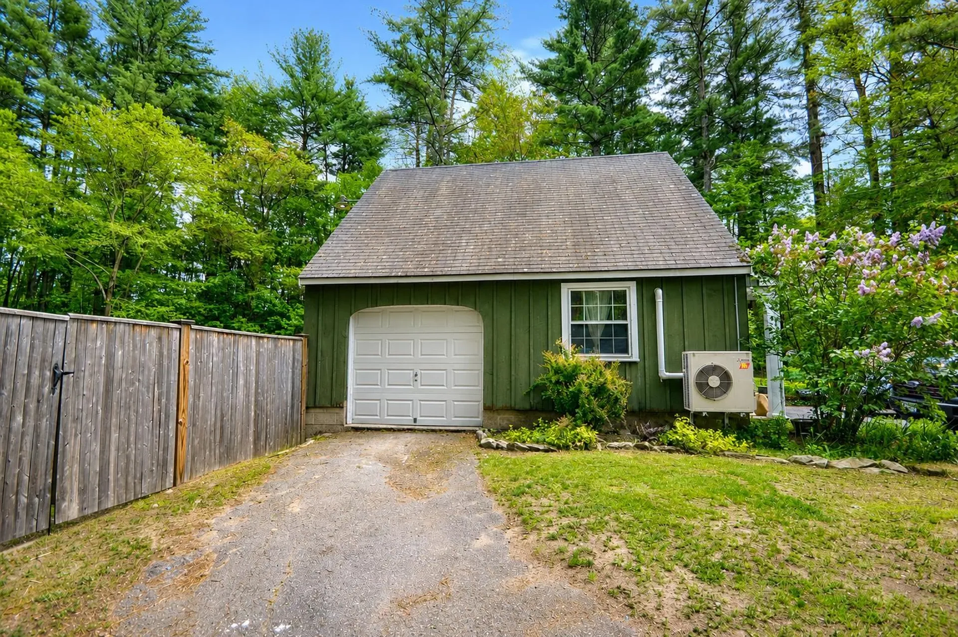 86 Mammoth Road Londonderry NH 03053