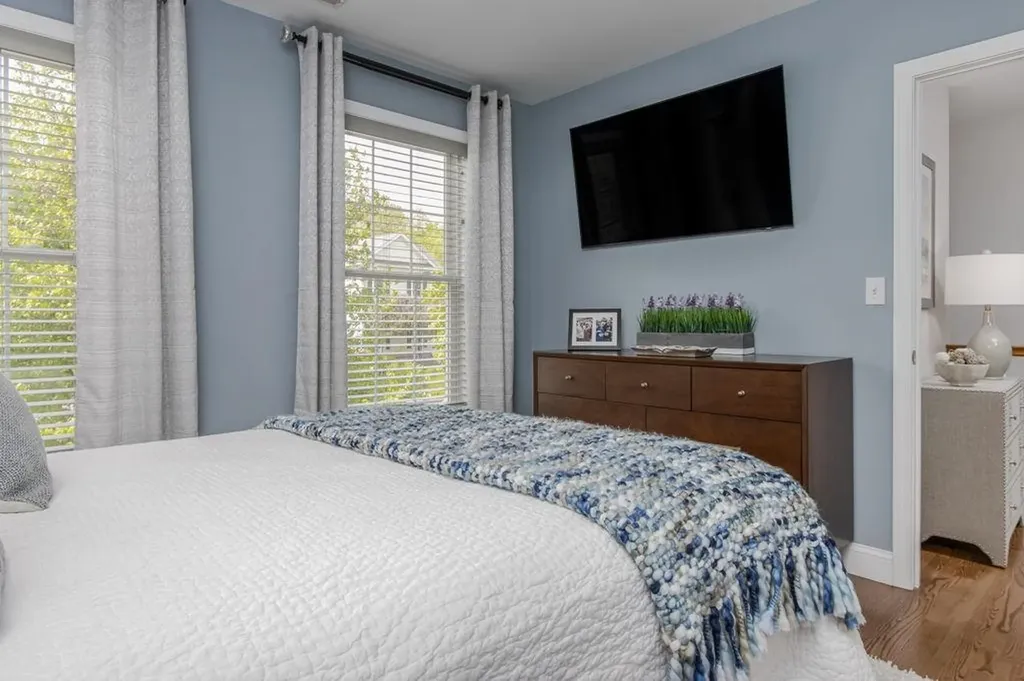 67 Blueberry Drive Manchester NH 03102