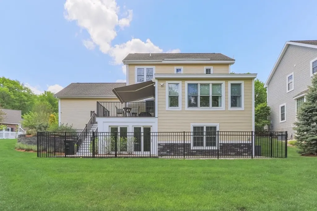 67 Blueberry Drive Manchester NH 03102