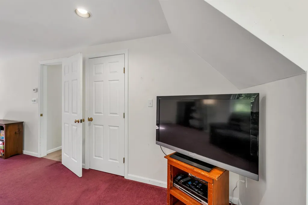 725 Shore Drive Laconia NH 03246