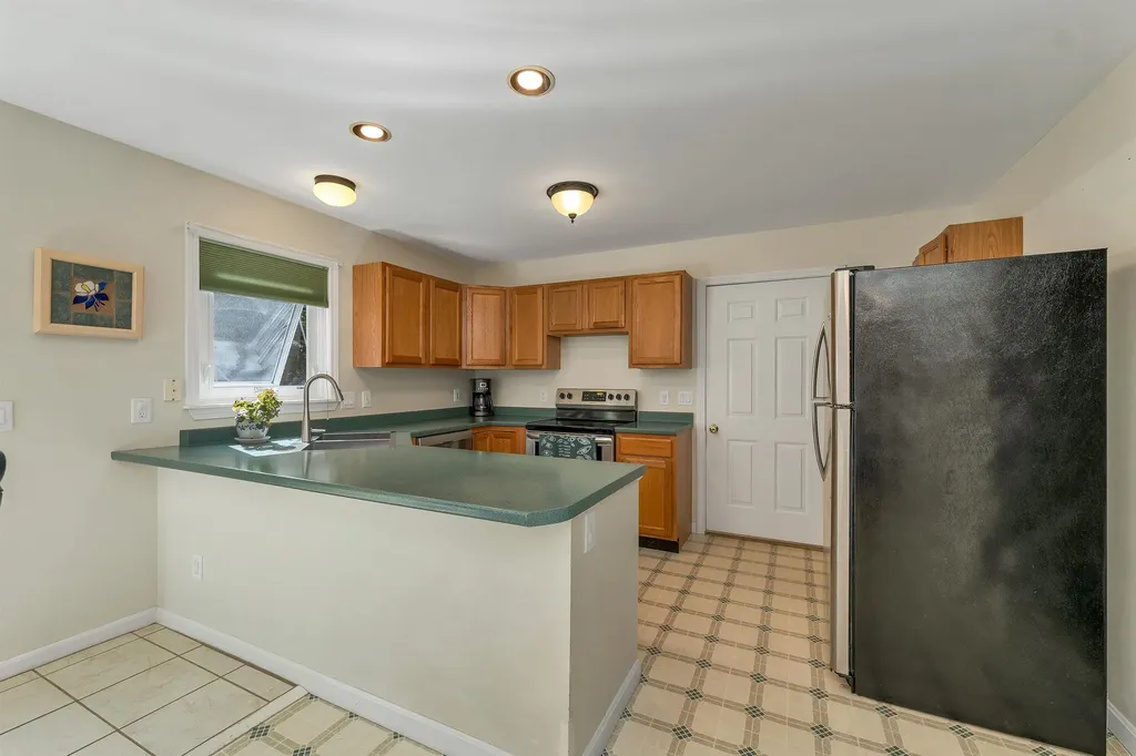 725 Shore Drive Laconia NH 03246