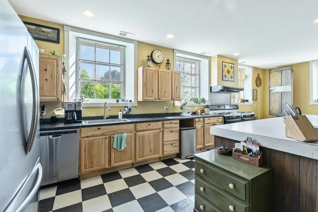 172 School Street Isle La Motte VT 05463