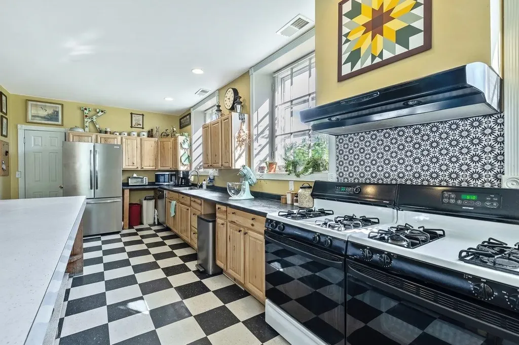 172 School Street Isle La Motte VT 05463