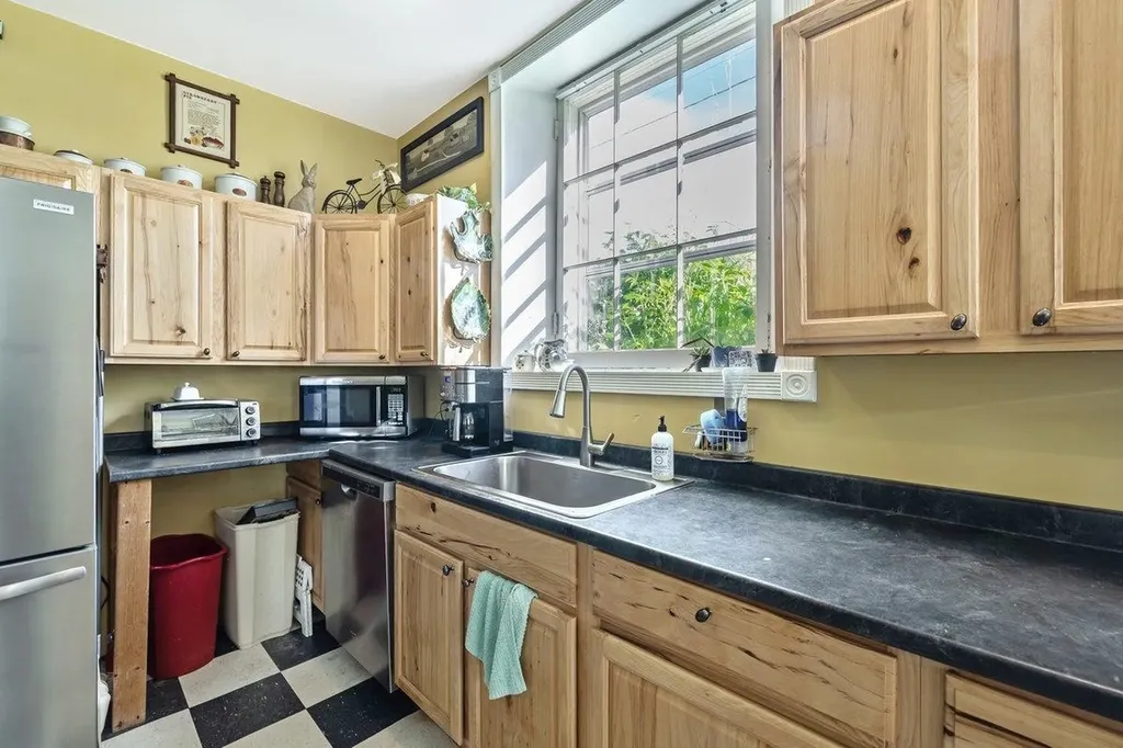 172 School Street Isle La Motte VT 05463