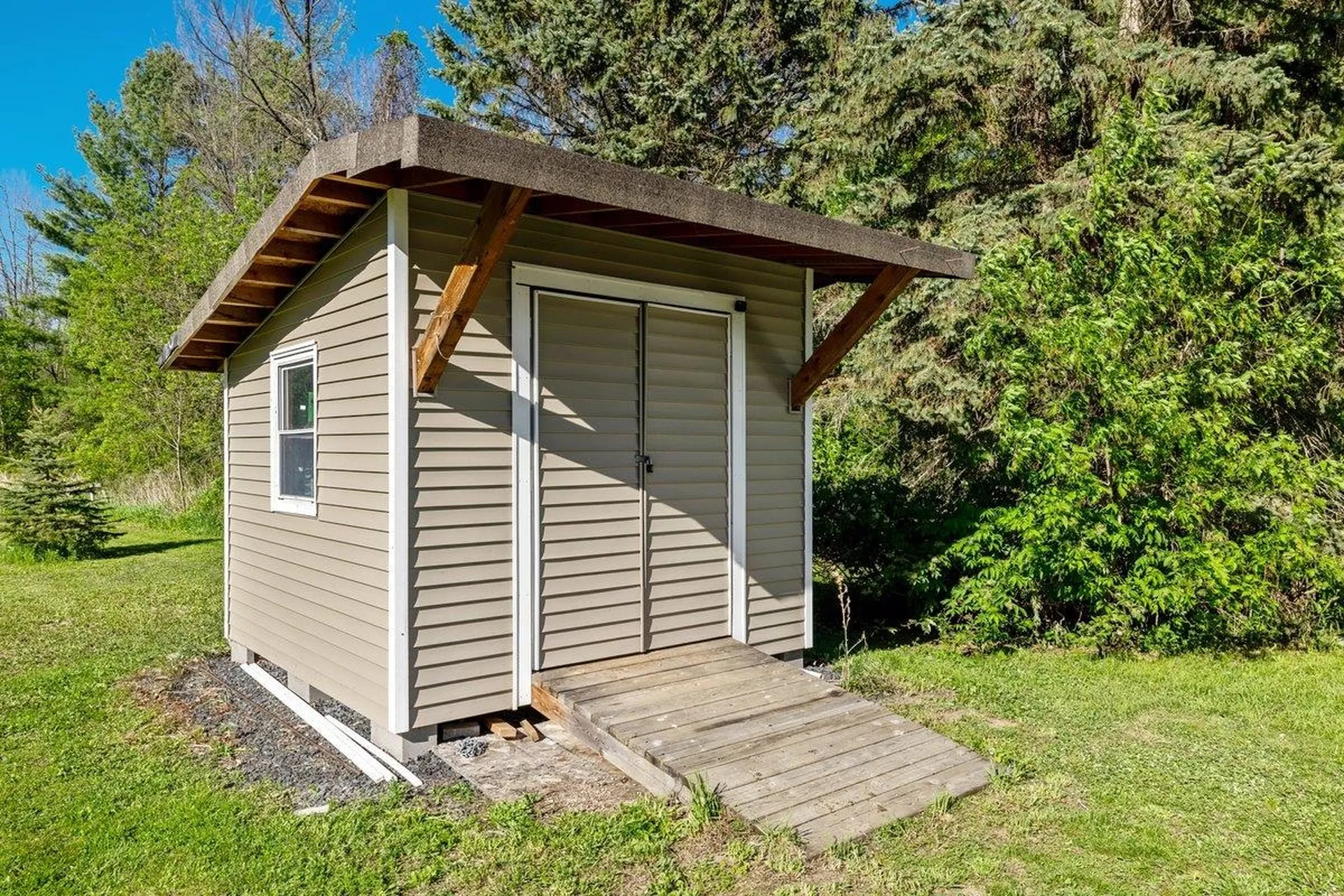 172 School Street Isle La Motte VT 05463