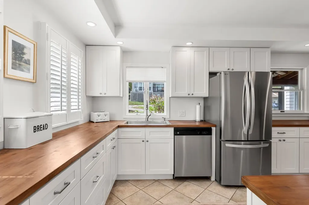 3 Marsh Hill Road New Durham NH 03855