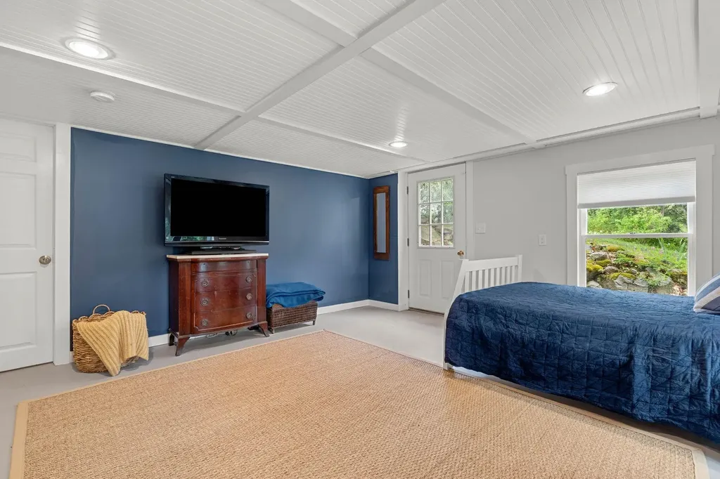 3 Marsh Hill Road New Durham NH 03855