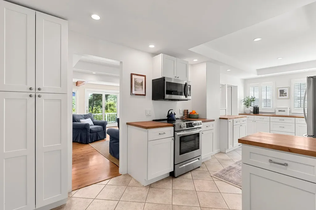 3 Marsh Hill Road New Durham NH 03855