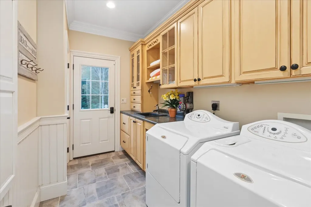262 E Monomonac Road Rindge NH 03461