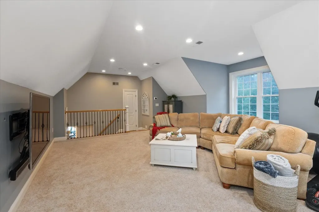 262 E Monomonac Road Rindge NH 03461