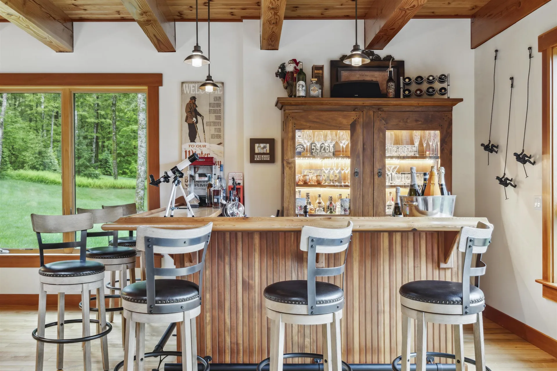 463 North Road Barnard VT 05032