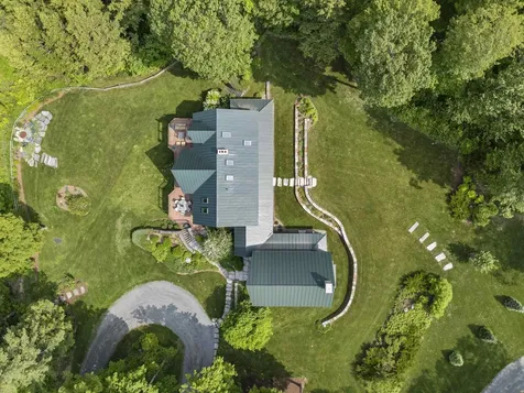 463 North Road Barnard VT 05032