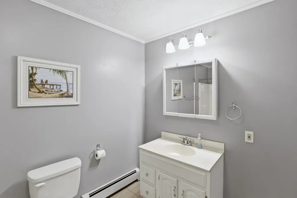100 Christopher Road Alburgh VT 05440