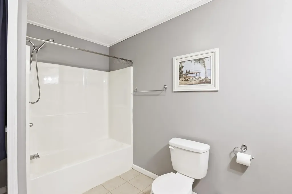 100 Christopher Road Alburgh VT 05440