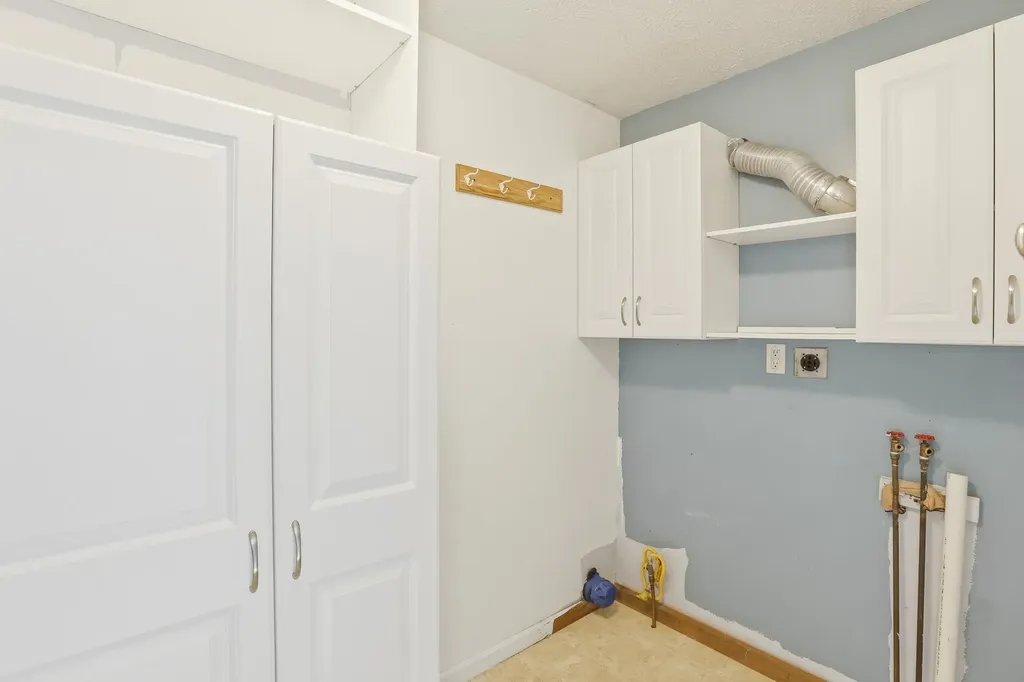 100 Christopher Road Alburgh VT 05440