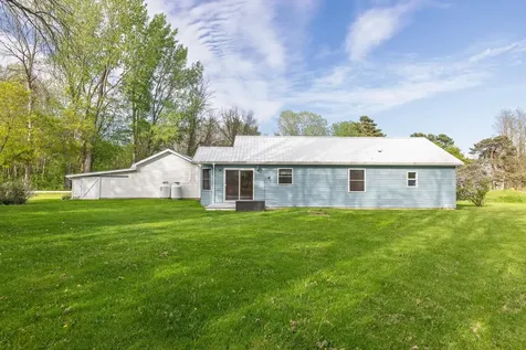 100 Christopher Road Alburgh VT 05440