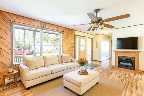 100 Christopher Road Alburgh VT 05440