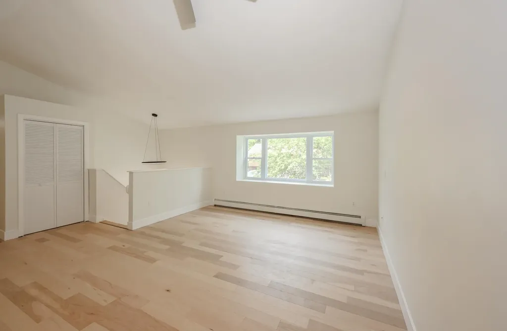 10 Eldorado Circle Nashua NH 03062