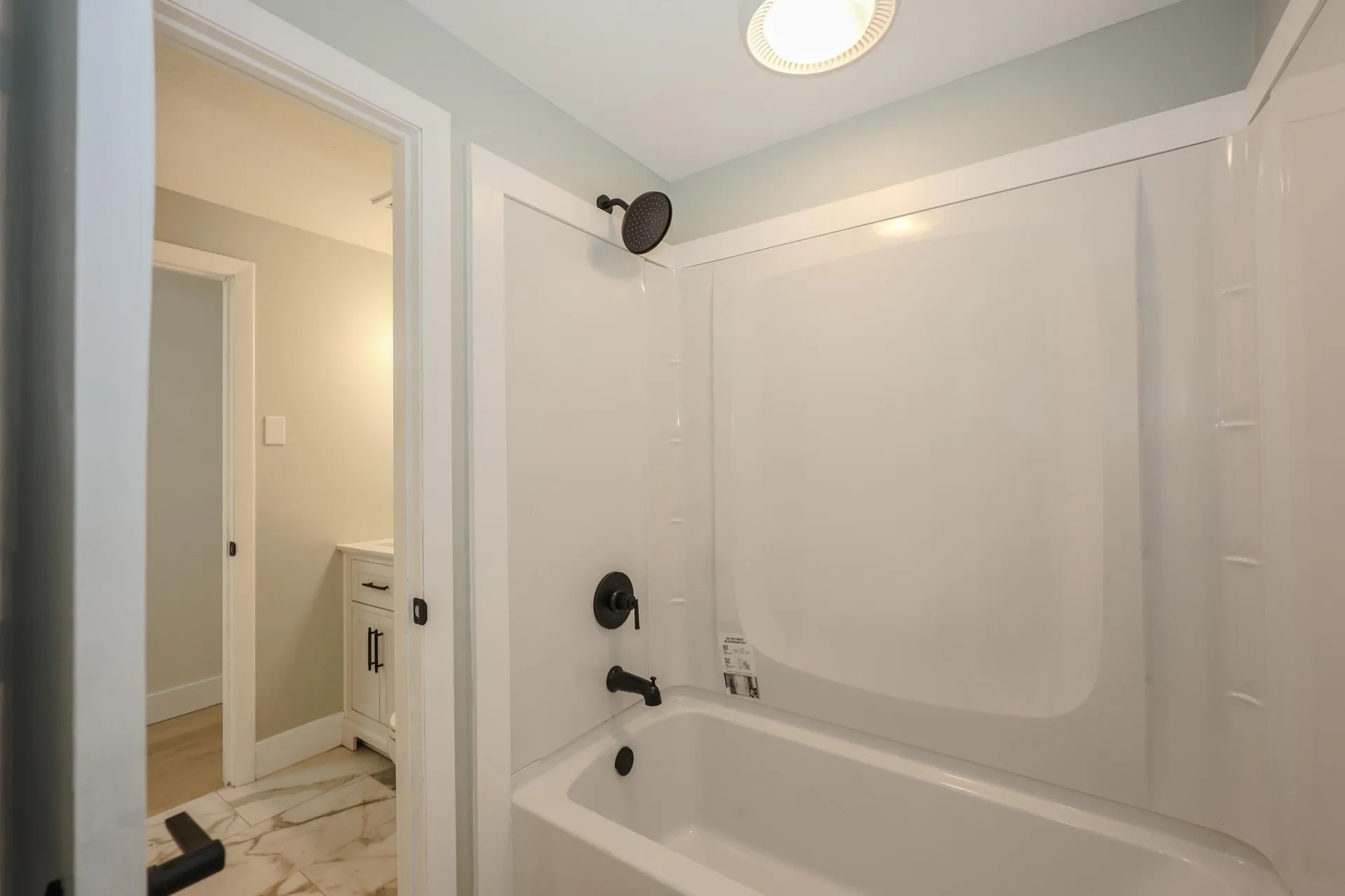 10 Eldorado Circle Nashua NH 03062