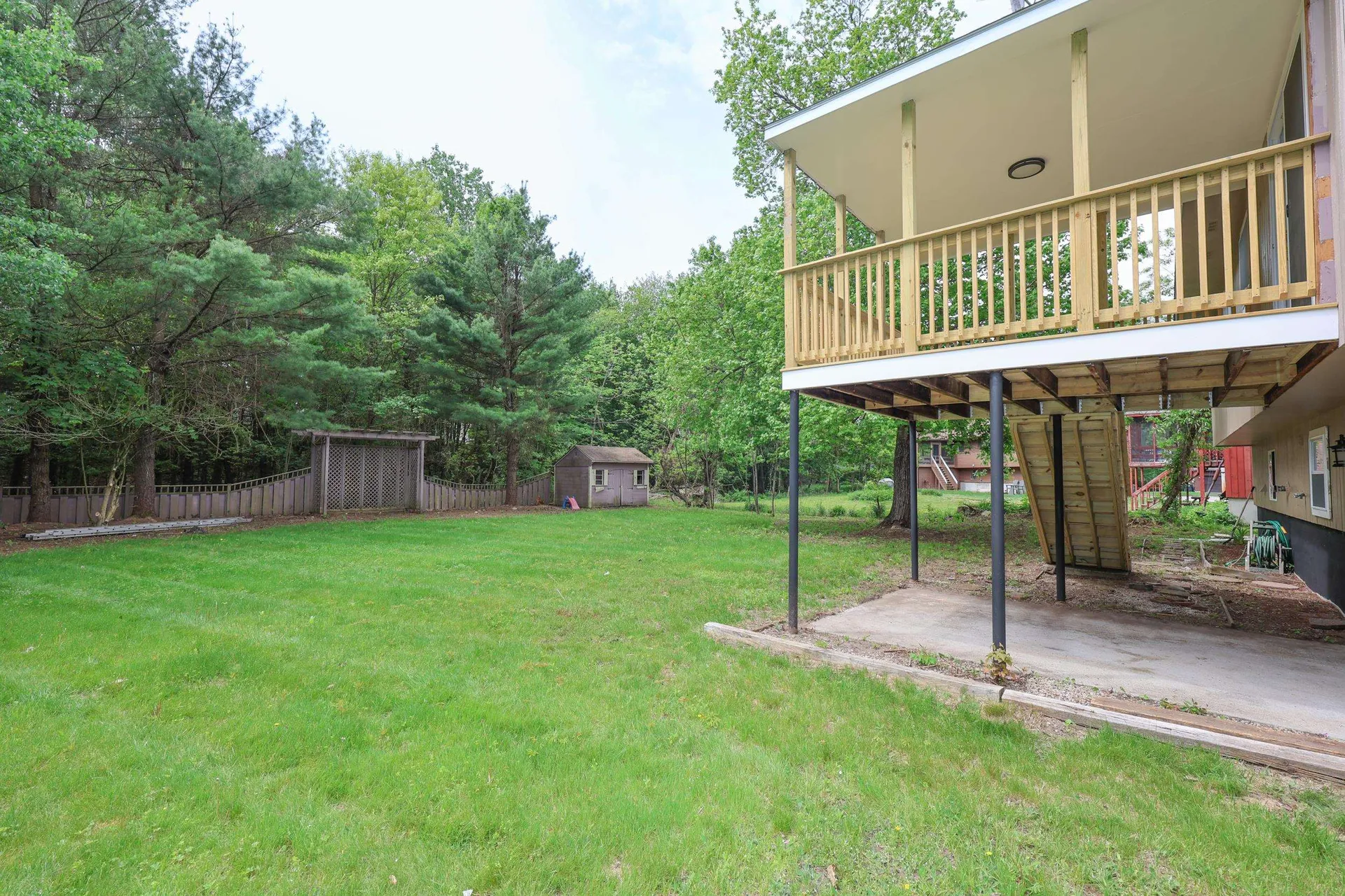 10 Eldorado Circle Nashua NH 03062