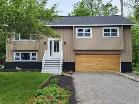 10 Eldorado Circle Nashua NH 03062