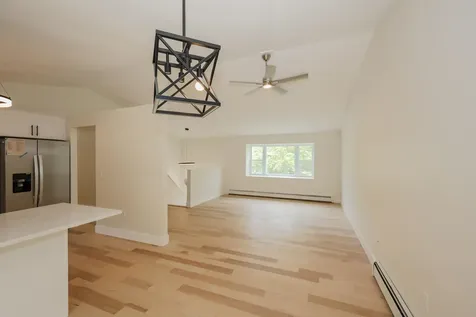 10 Eldorado Circle Nashua NH 03062