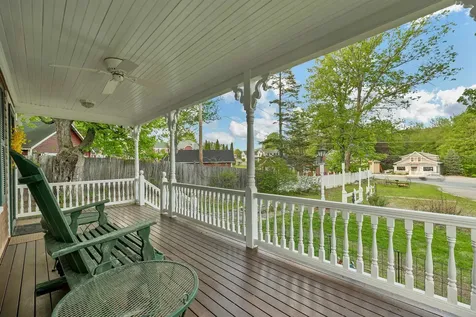 2384 White Mountain Highway Conway NH 03860