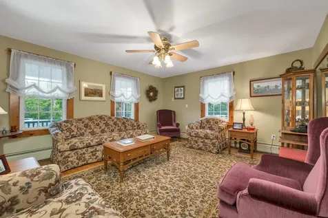 2384 White Mountain Highway Conway NH 03860